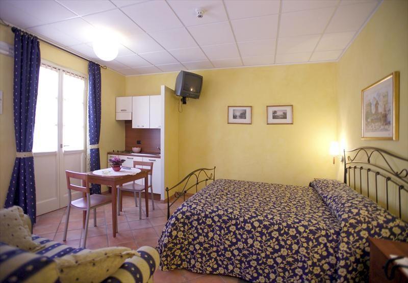 Albergo Badellino Бра Екстериор снимка