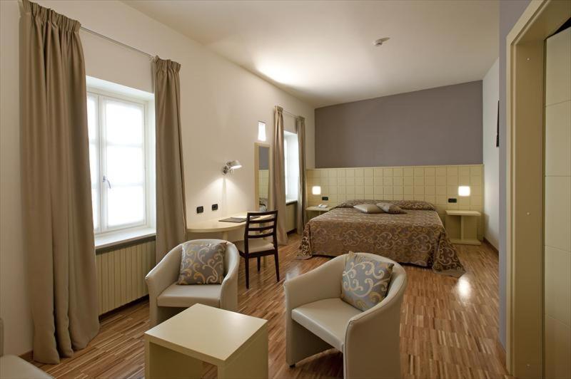 Albergo Badellino Бра Екстериор снимка