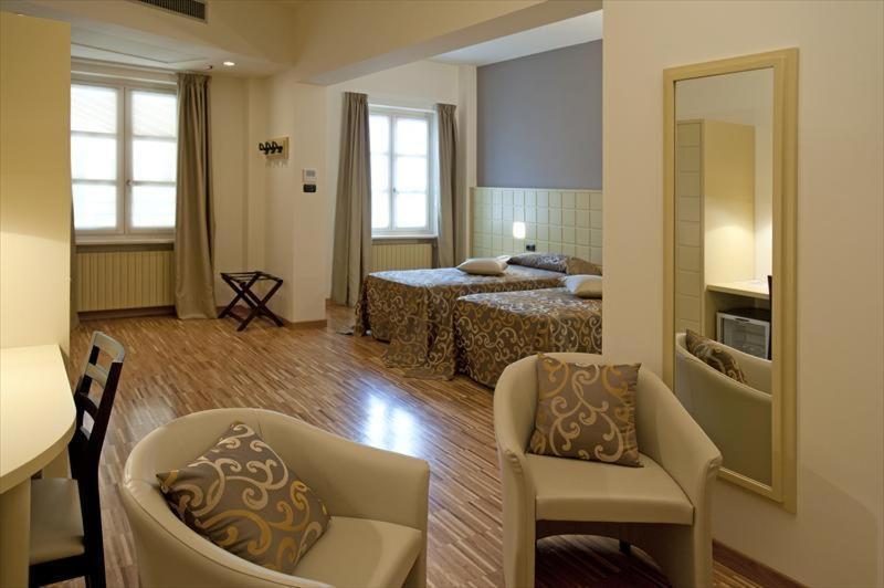 Albergo Badellino Бра Екстериор снимка