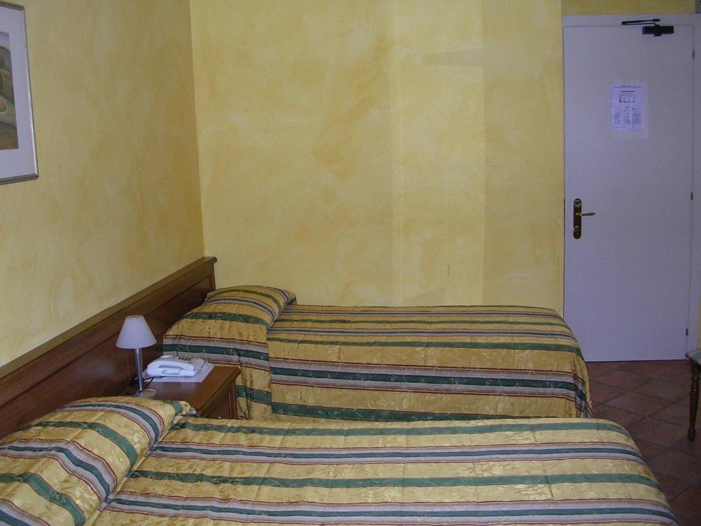 Albergo Badellino Бра Стая снимка